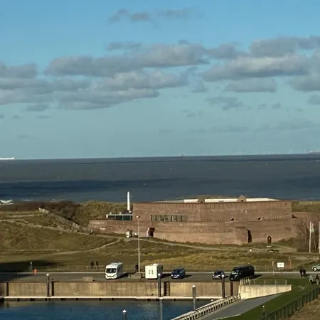 Uitzicht Luxe Met Ruim Terras Zwembad & Gym 公寓