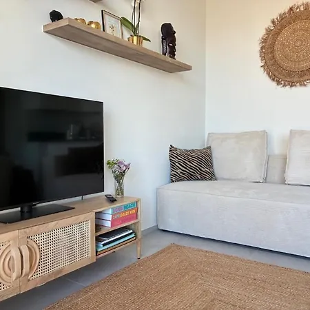 Uitzicht Luxe Met Ruim Terras Zwembad & Gym 奥斯滕德