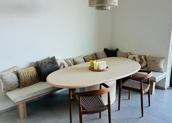 Uitzicht Luxe Met Ruim Terras Zwembad & Gym 公寓 *