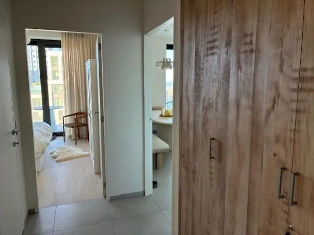 Uitzicht Luxe Met Ruim Terras Zwembad & Gym 奥斯滕德