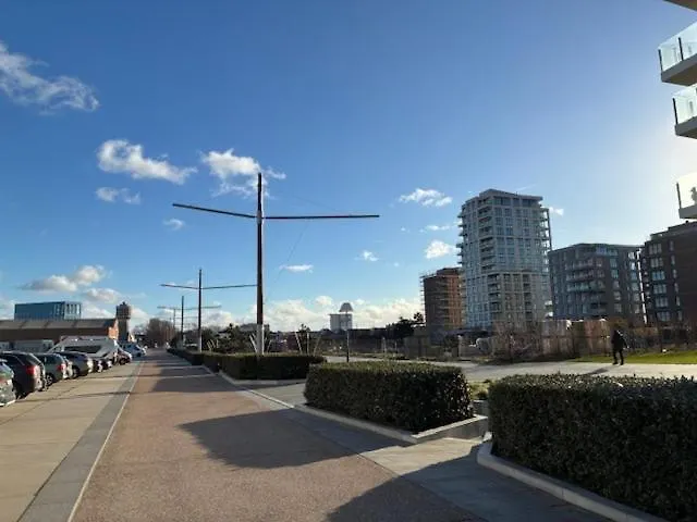 公寓 Uitzicht Luxe Met Ruim Terras Zwembad & Gym 奥斯滕德