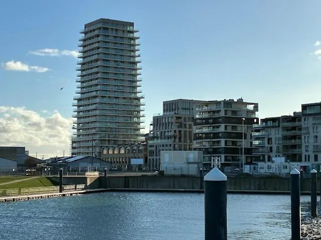 Uitzicht Luxe Met Ruim Terras Zwembad & Gym 公寓 *