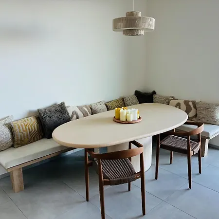 Uitzicht Luxe Met Ruim Terras Zwembad & Gym Appartement *