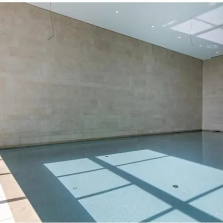 Uitzicht Luxe Met Ruim Terras Zwembad & Gym *