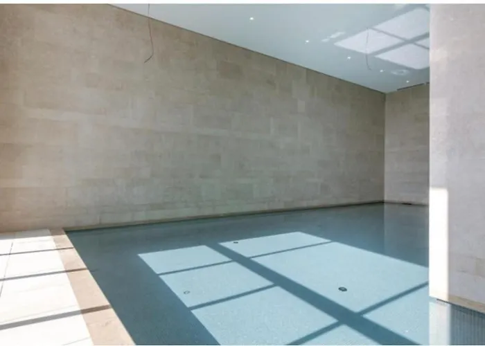 Uitzicht Luxe Met Ruim Terras Zwembad & Gym *