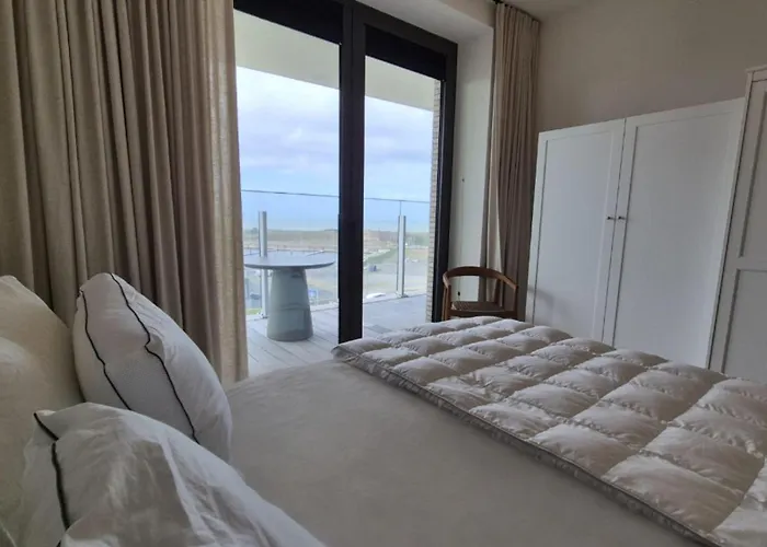 Uitzicht Luxe Met Ruim Terras Zwembad & Gym * Ostend