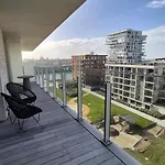 Апартаменты Uitzicht Luxe Met Ruim Terras Zwembad & Gym *